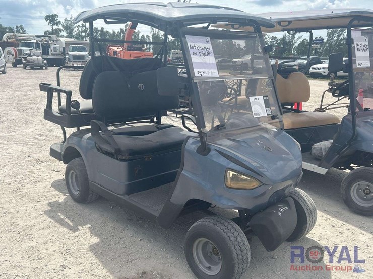 md-electric-golf-cart-with-battery-charger-image-2