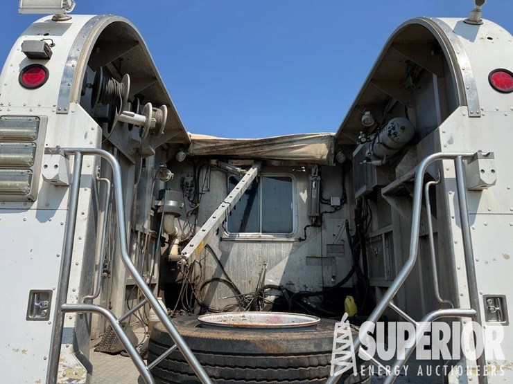2011-kenworth-t370-image-3