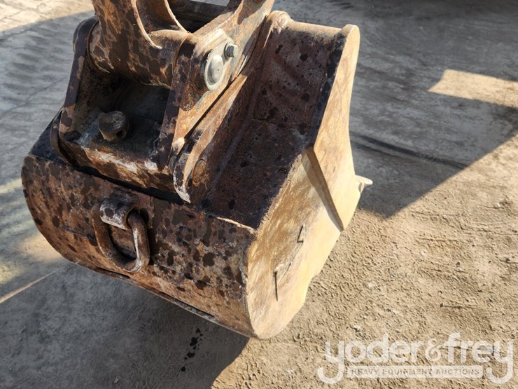 2004-terex-hr32-image-11