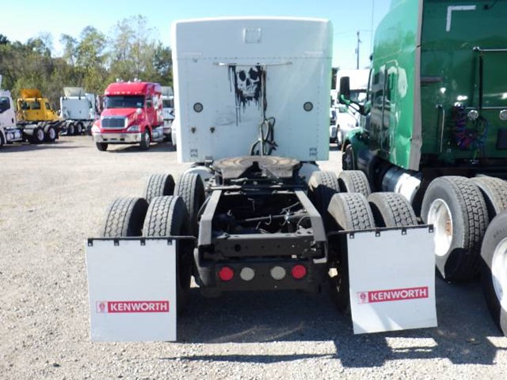 2012-kenworth-t660-image-6