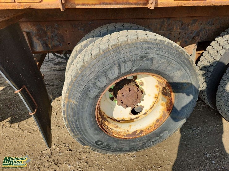 2016-international-workstar-7600-image-36