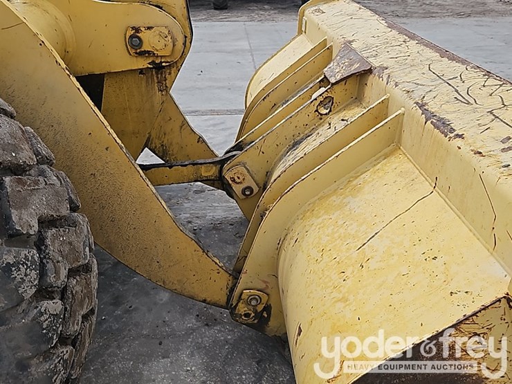 2005-komatsu-wa200-5-image-14
