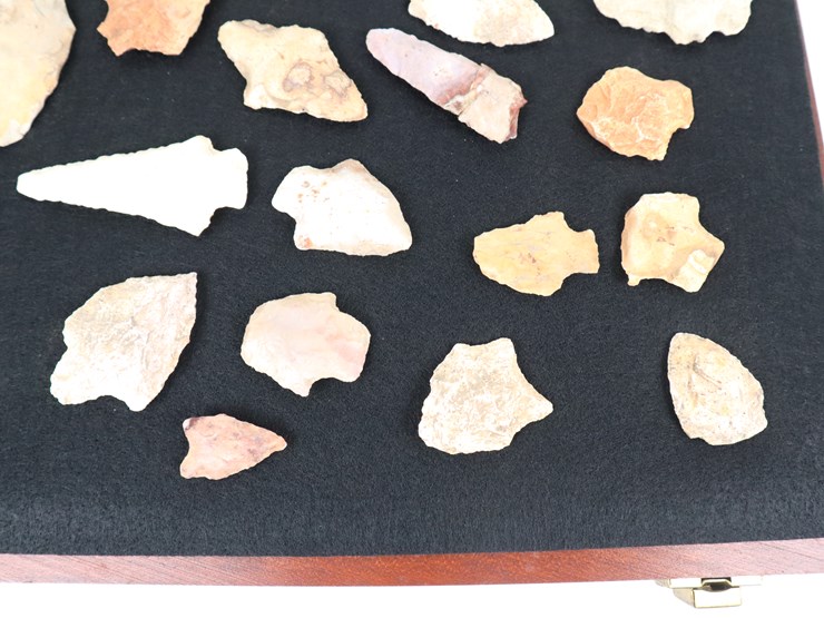 #107-•-#4178-•-(27)-framed-native-american-artifacts-image-6