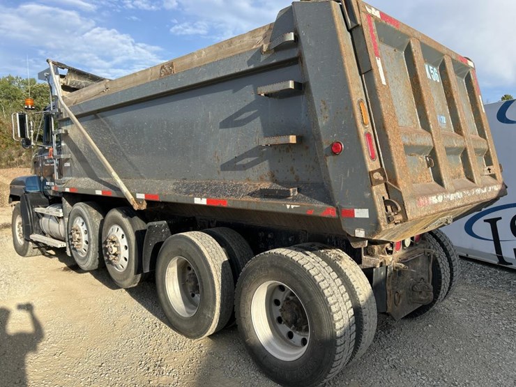 1997-mack-cl700-image-3