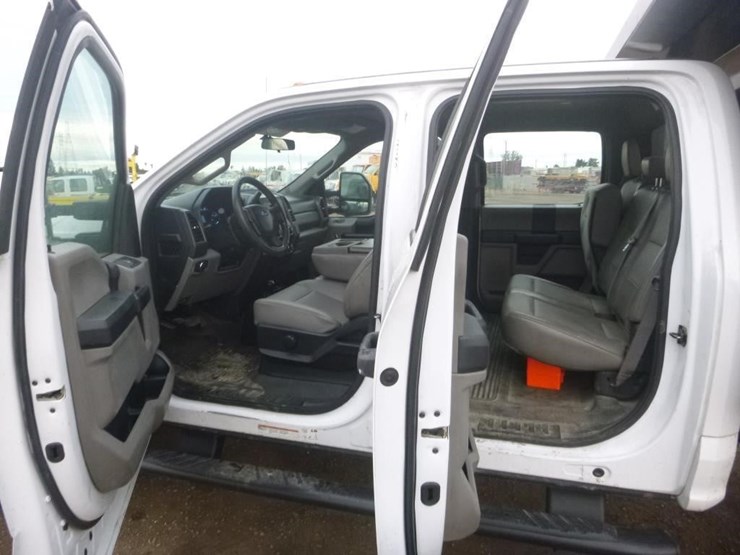ford-f550-image-12