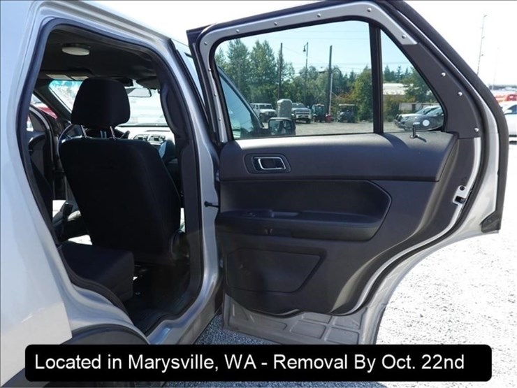 2013-ford-explorer-image-23
