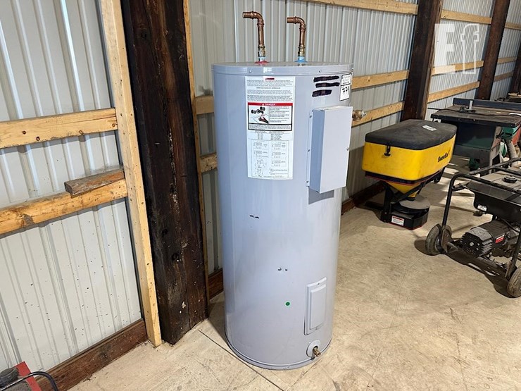 a.o.-smith-hot-water-tank-image-2