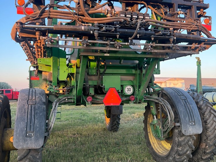 john-deere-4830-image-12