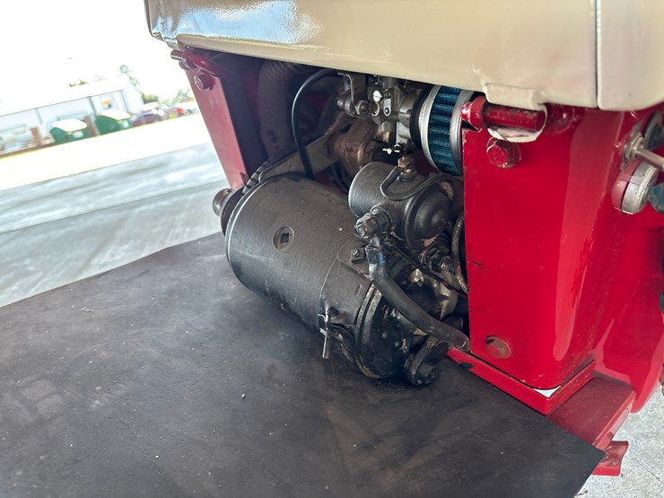 #224-•-1960-cushman-road-king-|-no-title-image-13