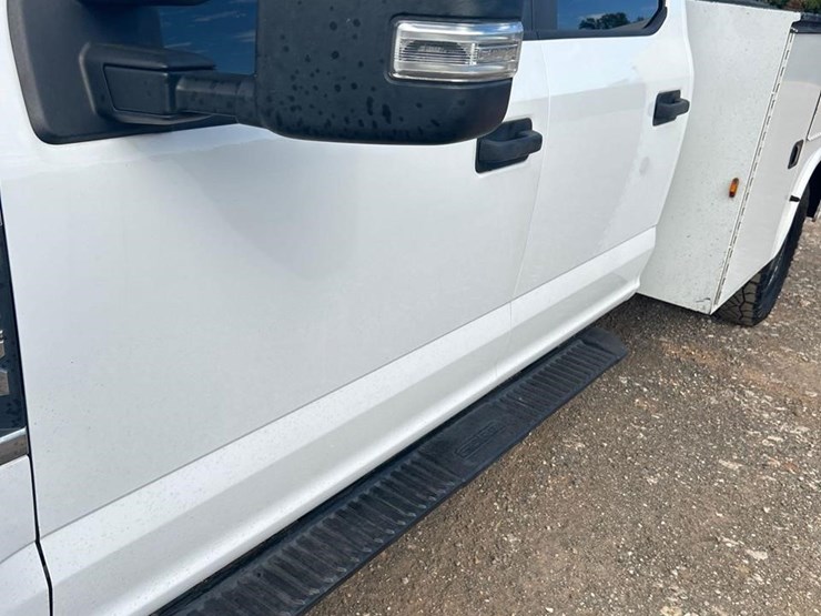 2019-ford-f350-xl-image-8