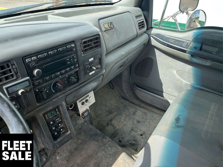 2008-ford-f750-image-9