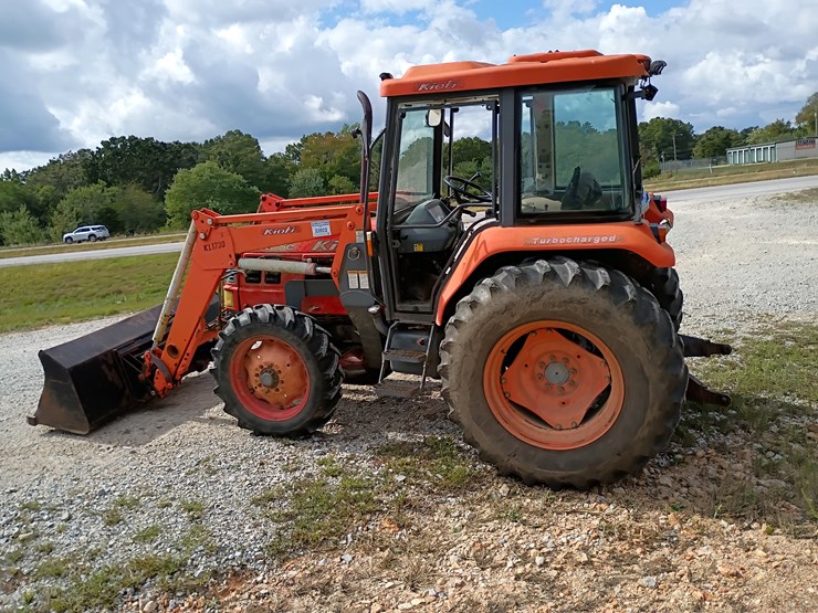2004-kioti-dk65c-image-4