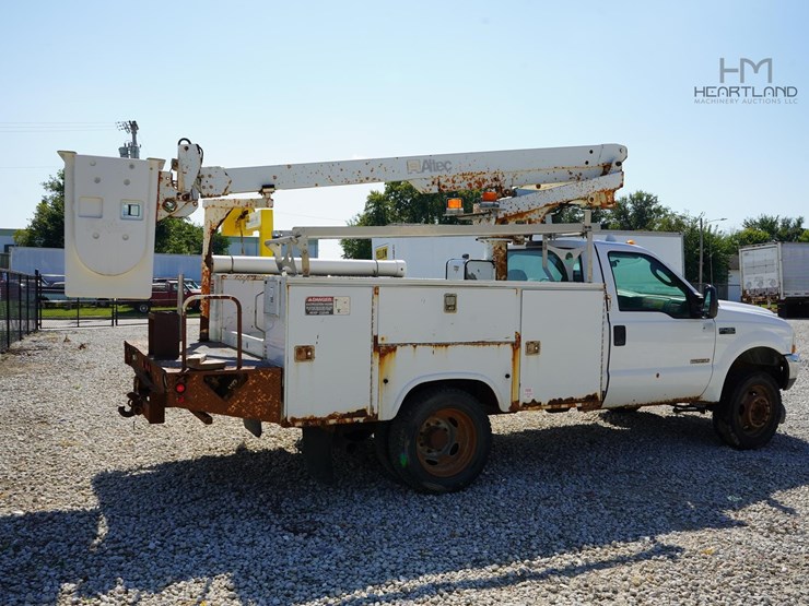 2004-ford-f450-sd-image-3