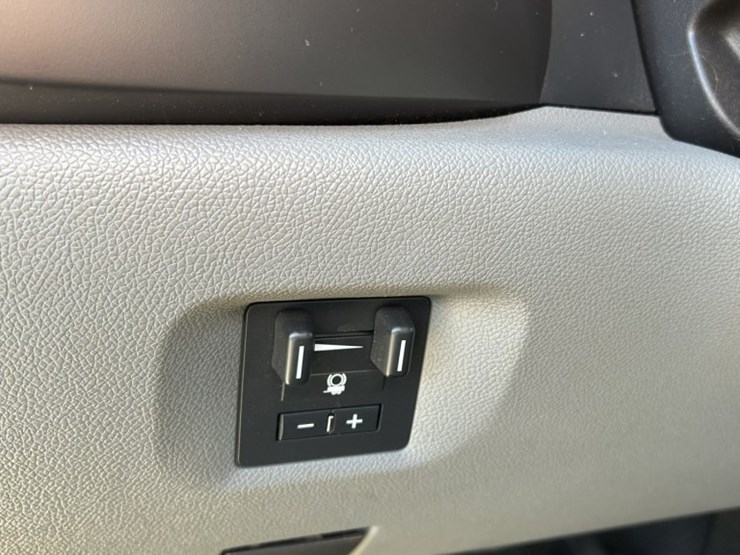 2008-chevrolet-silverado-3500-image-51