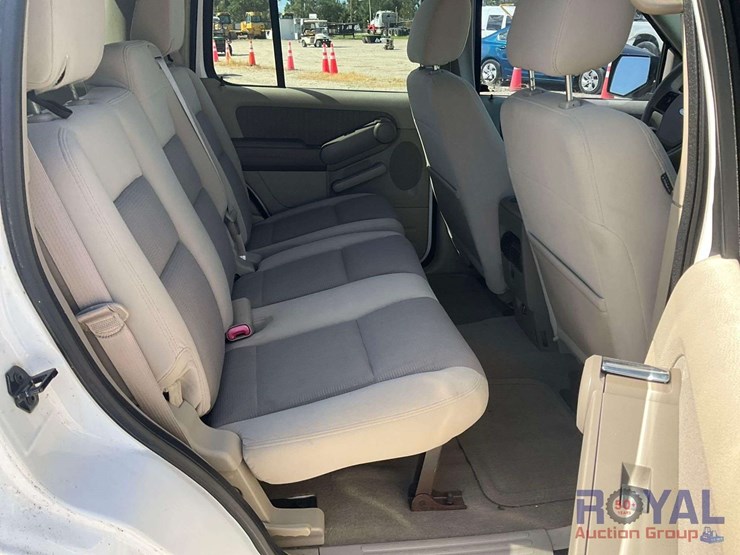 2007-ford-explorer-image-22