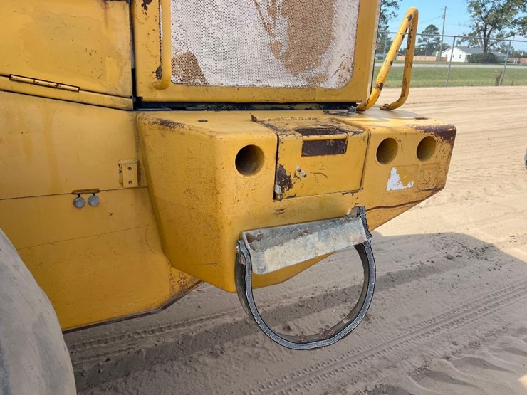 2009-deere-544k-image-15