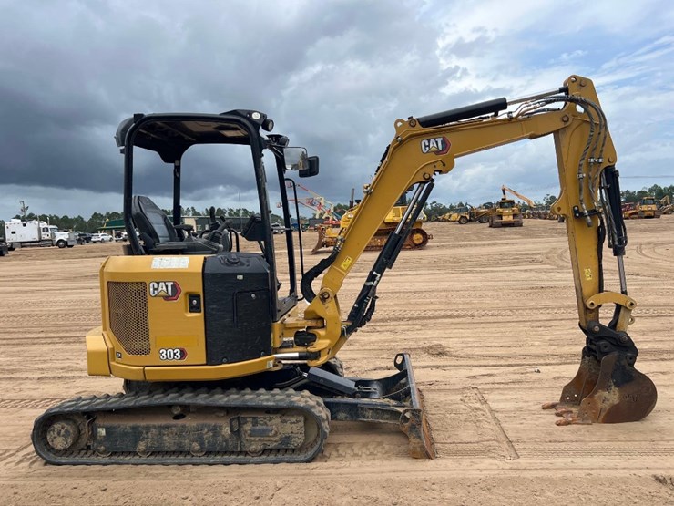 caterpillar-303-image-5