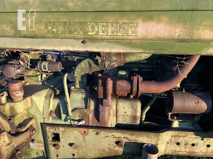 john-deere-70-image-25