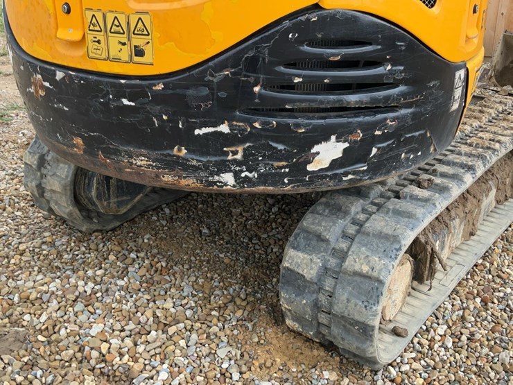 2017-jcb-8029cts-image-24