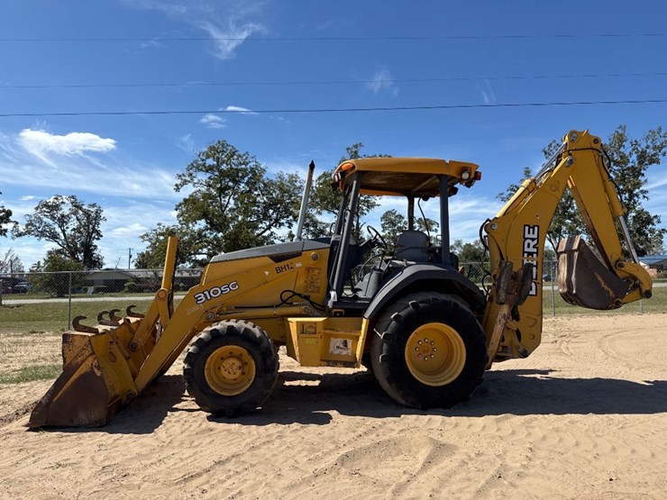 2006-deere-310sg-image-1