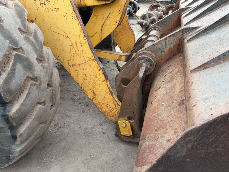 komatsu-wa320-image-36
