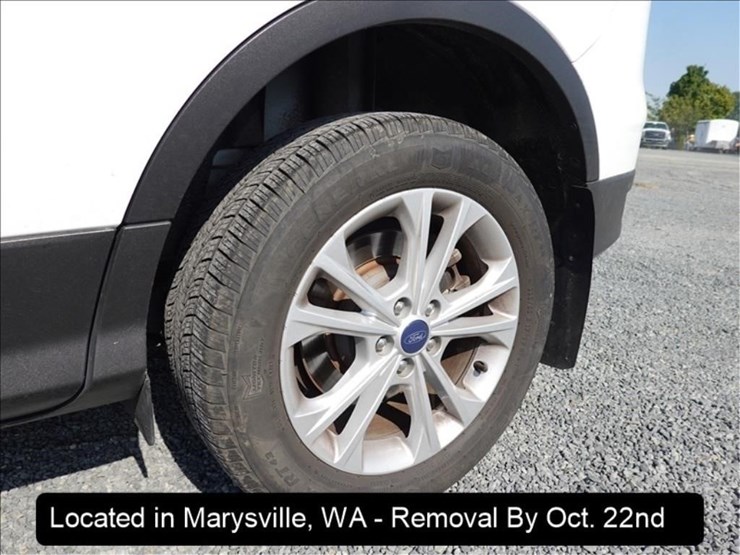 2018-ford-escape-se-image-16