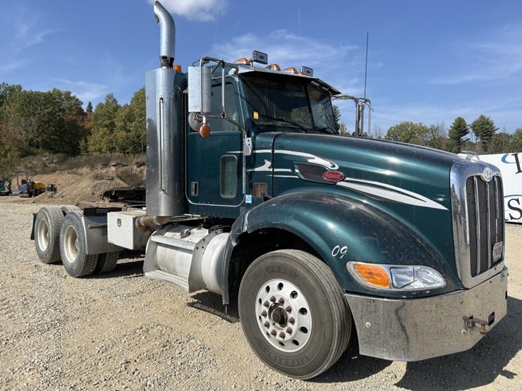 2009-peterbilt-386-image-7