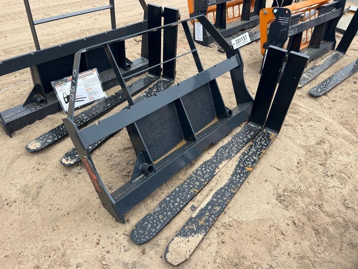 unused-landhonor-mpf-11-2000g-pallet-forks-frame-image-2