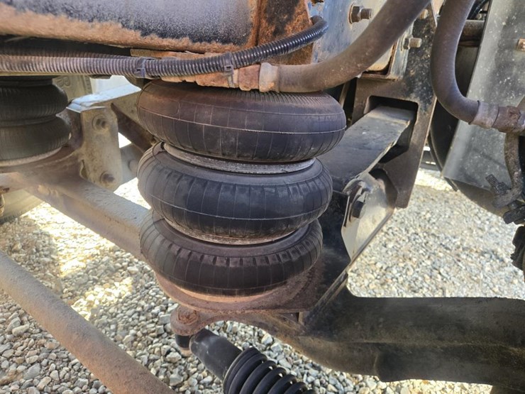 1997-mack-cl700-image-30