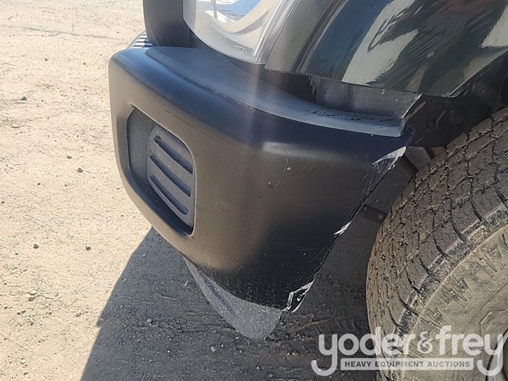 2015-ford-f250-xl-image-12