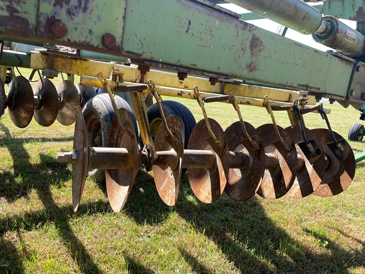 #1671-•-john-deere-23'-disc-image-13