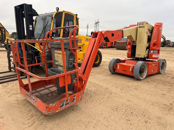 jlg-e300aj-image-5