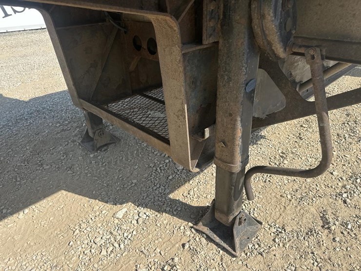 2011-brute-wilson-road-image-23