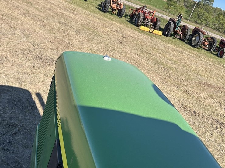 john-deere-8450-image-55