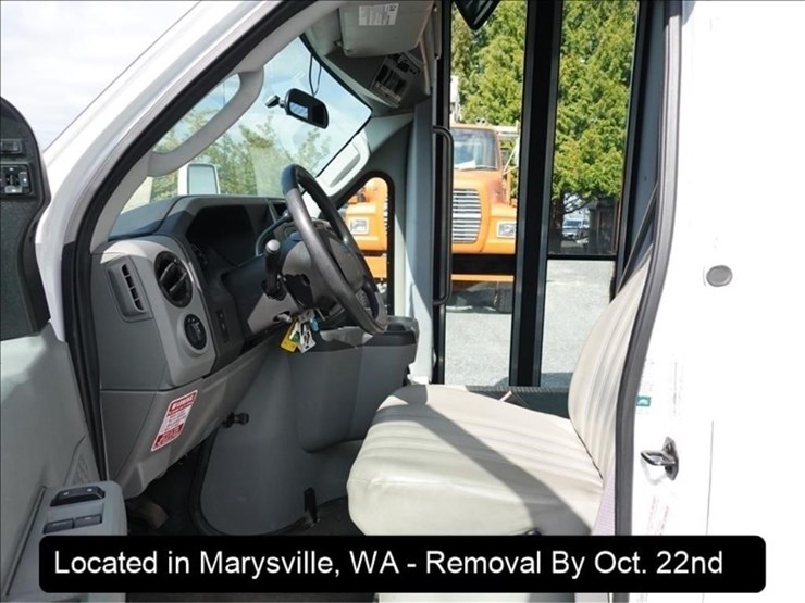 2012-ford-e450-image-11