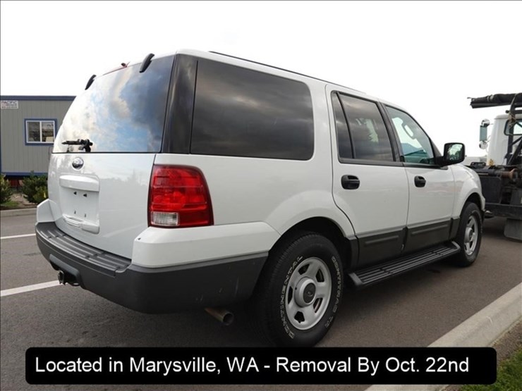 2004-ford-expedition-image-16