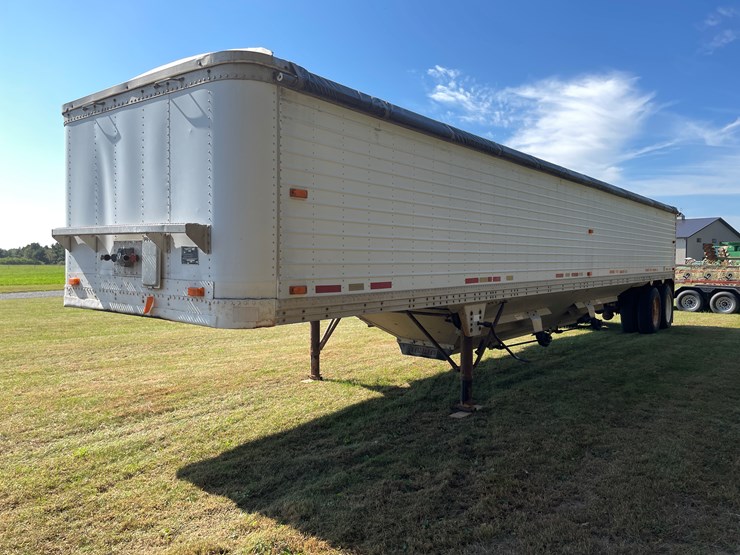 timpte-42'-hopper-image-1