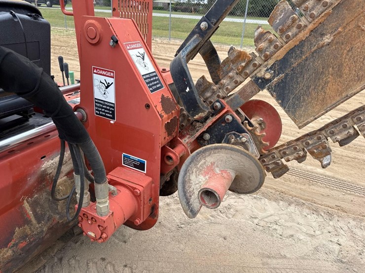 ditch-witch-rt45-image-14