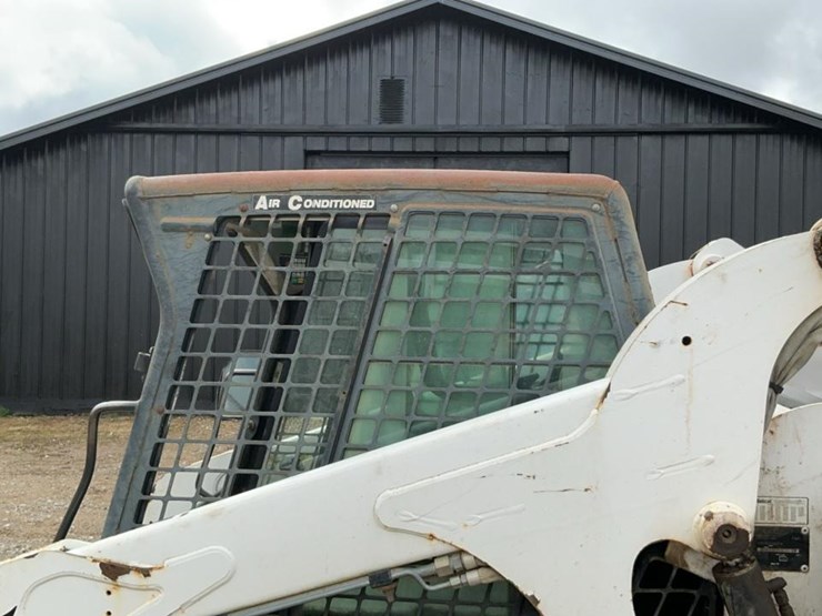 2008-bobcat-t190-image-21