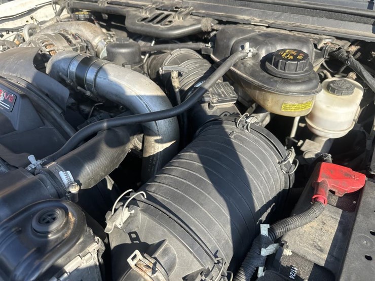 2004-ford-f350-image-41