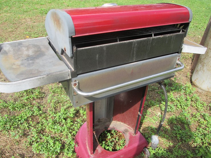 #5052-•-gas-grill-image-4