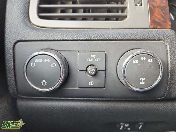 2012-gmc-sierra-2500hd-image-11