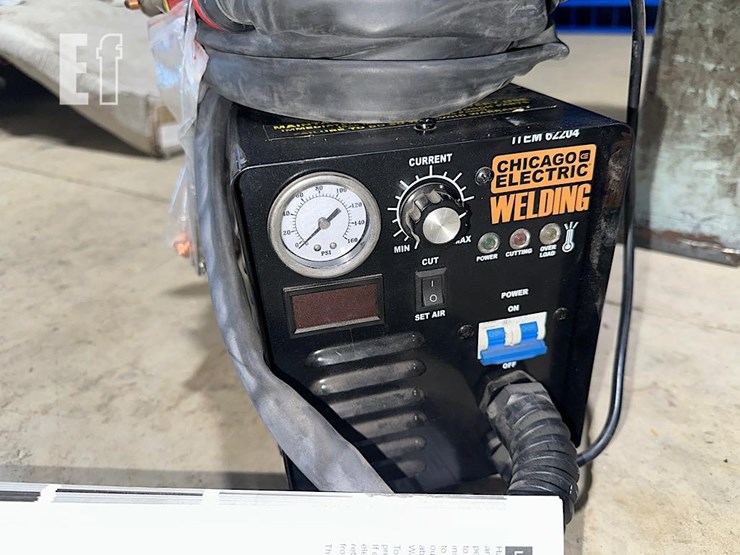 chicago-electric-plasma-cutter-image-3