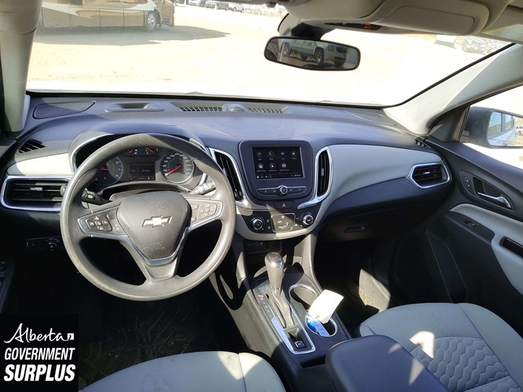 2020-chevrolet-equinox-image-17
