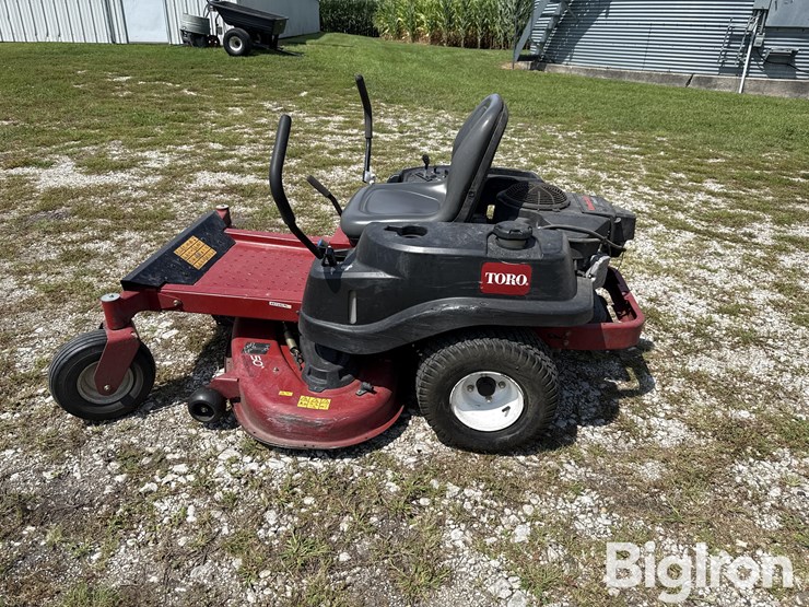 toro-ss-5000-zero-turn-lawn-mower-image-8