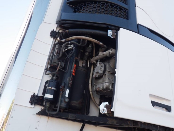 2018-utility-3000r-image-4