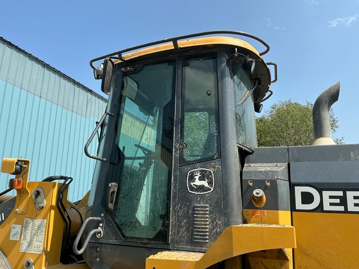 2018-deere-524k-image-53