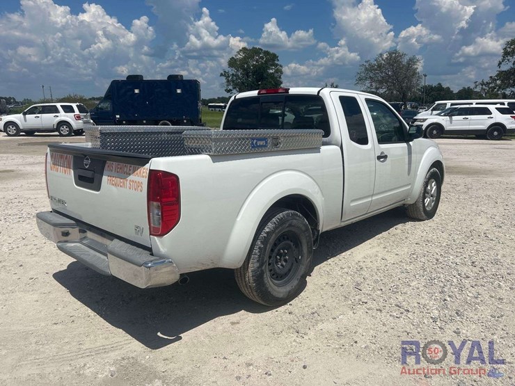 2017-nissan-frontier-image-3