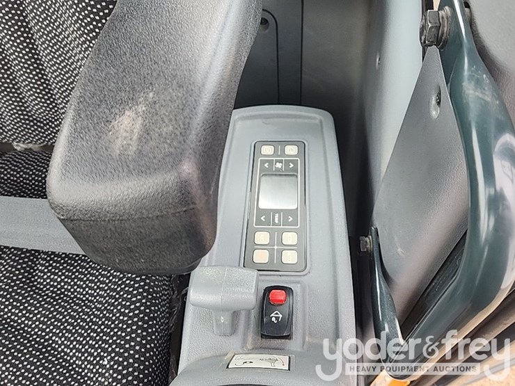 2023-hyundai-hx85a-image-28