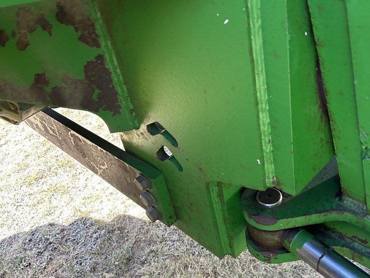 john-deere-8760-image-30